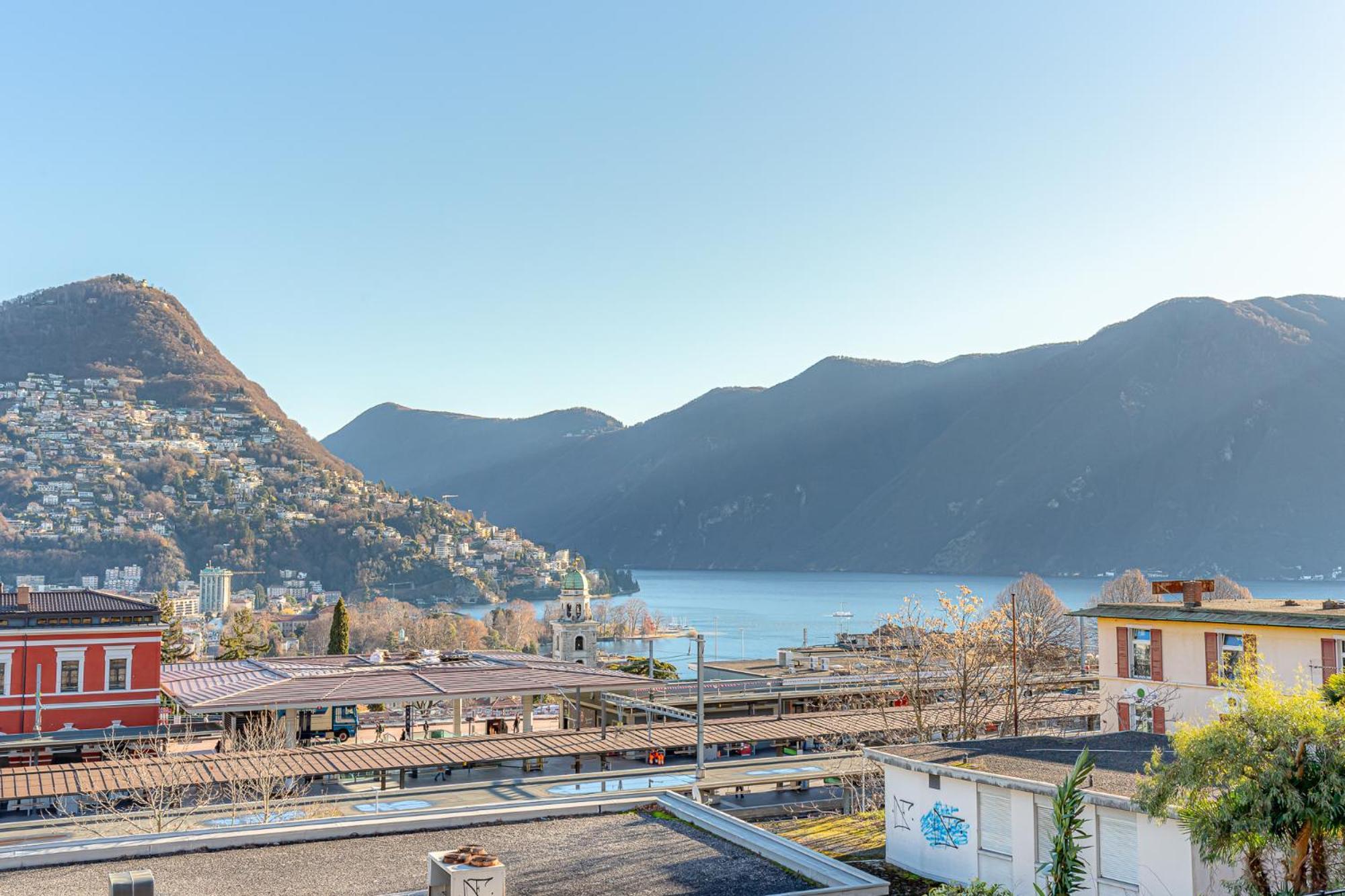 Imperial Of Lugano 3 With A Lake View Behind The Station And 10 Min From The Lake Of 盧加諾 外观 照片